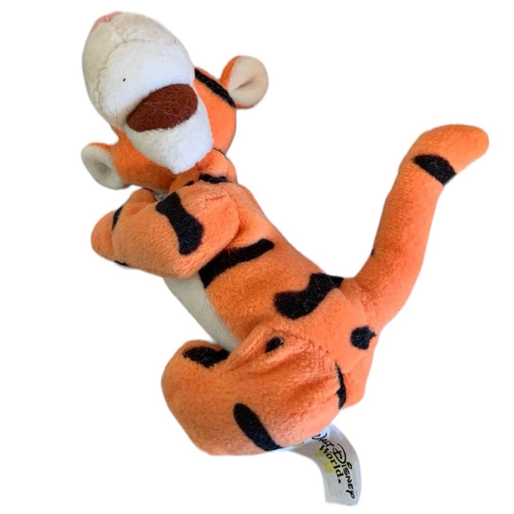 Tigger Walt Disney World Magnetic 4.5”